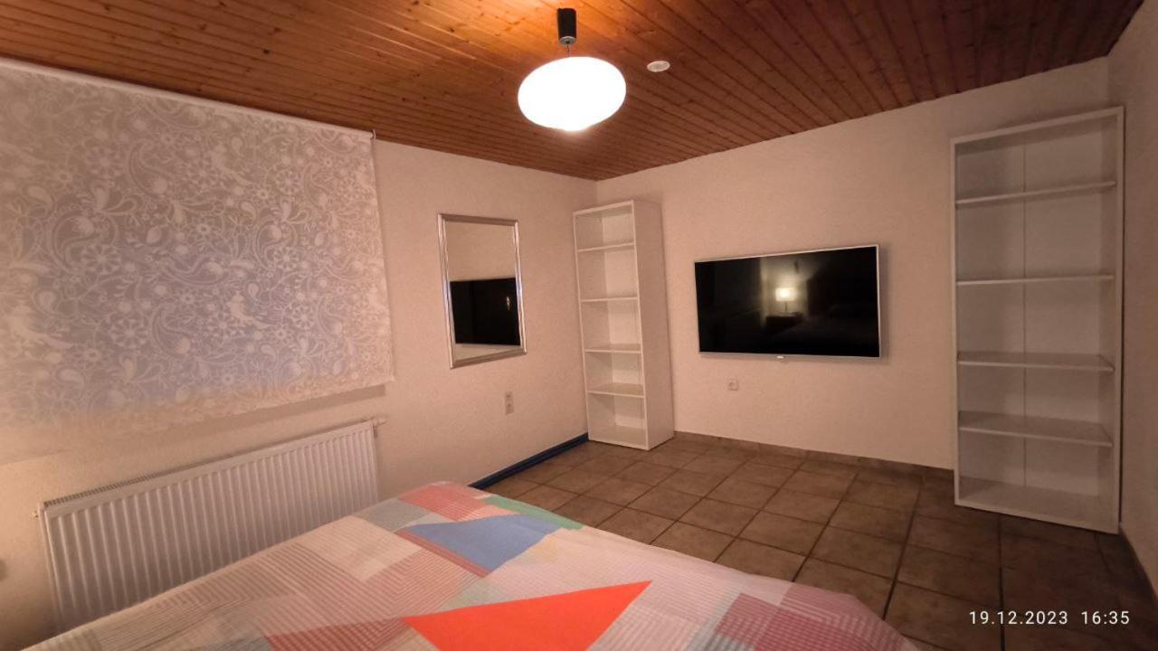 Holiday Apartment Oberveischede エクステリア 写真